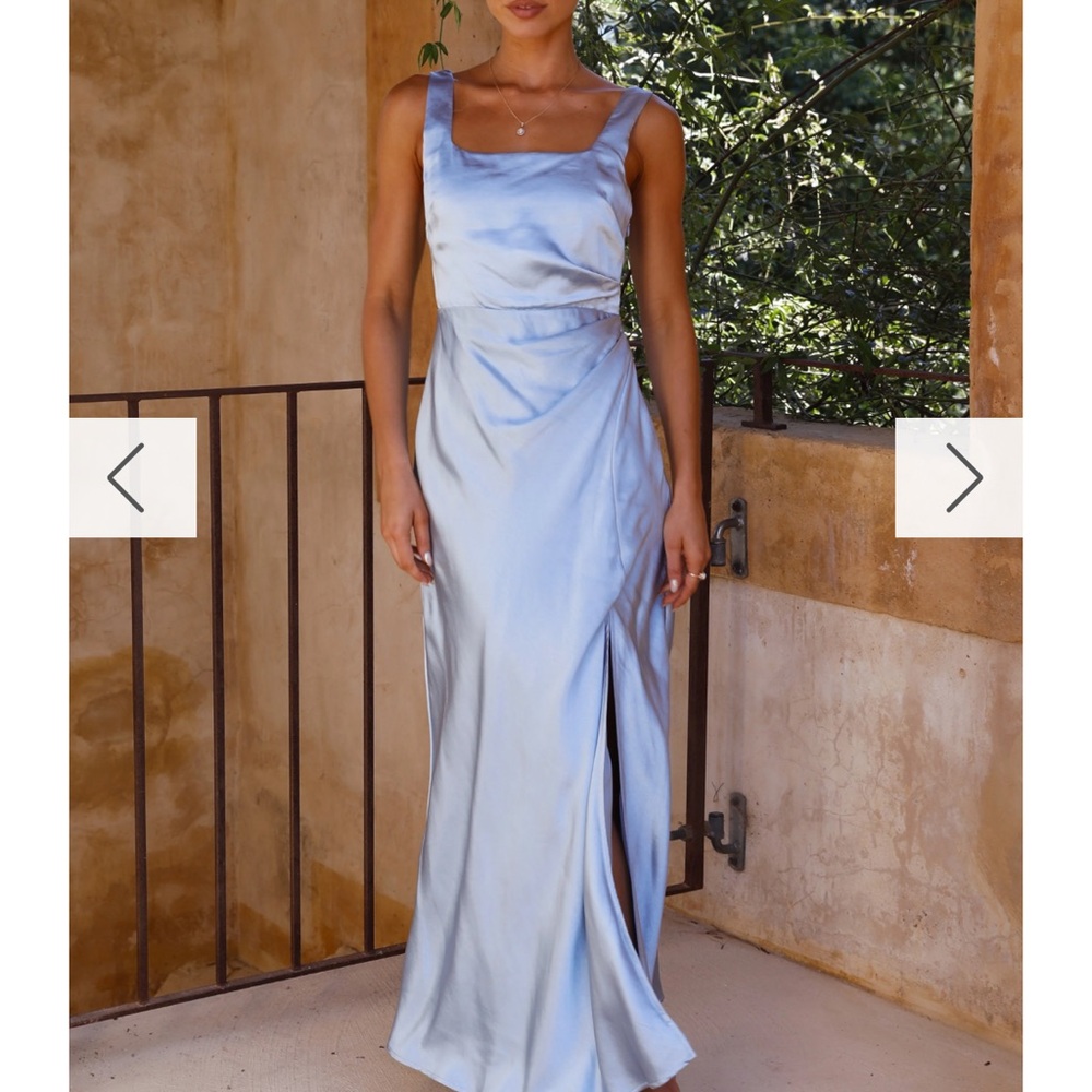 Alaria Maxi Dress - Blue size us 4